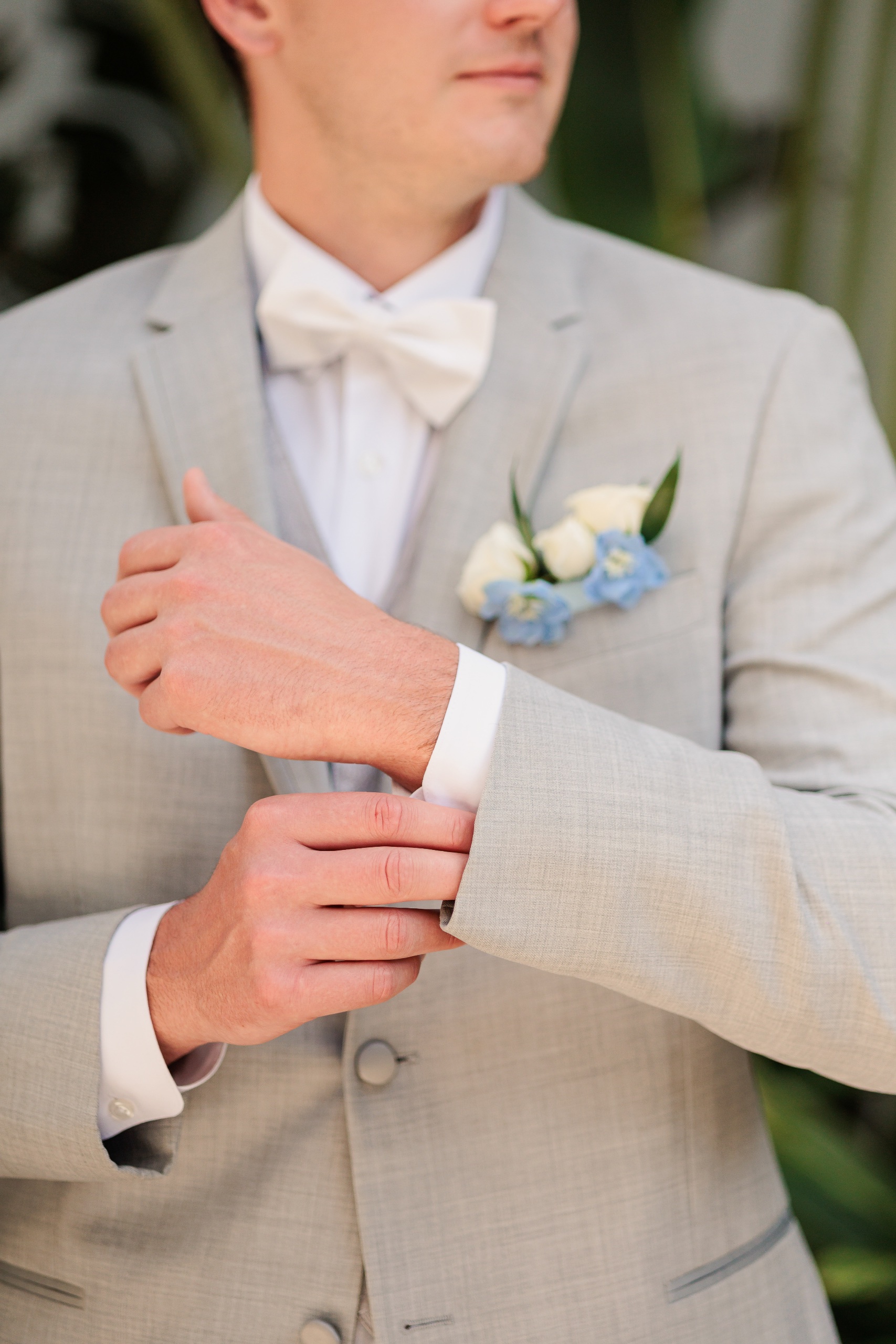 Arianna & Cole at LaPlaya Beach & Golf Resort — photograph 11