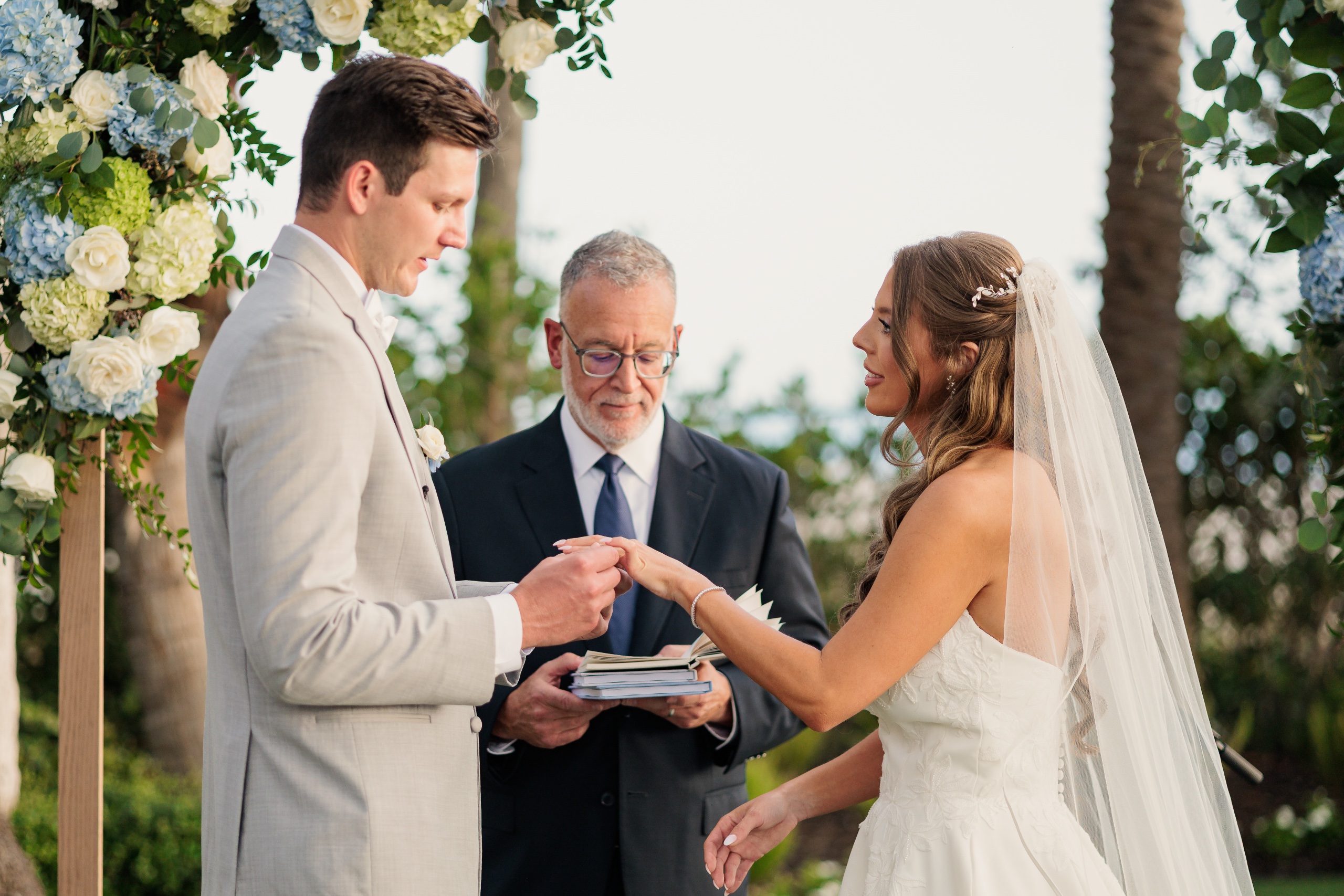 Arianna & Cole at LaPlaya Beach & Golf Resort — photograph 34