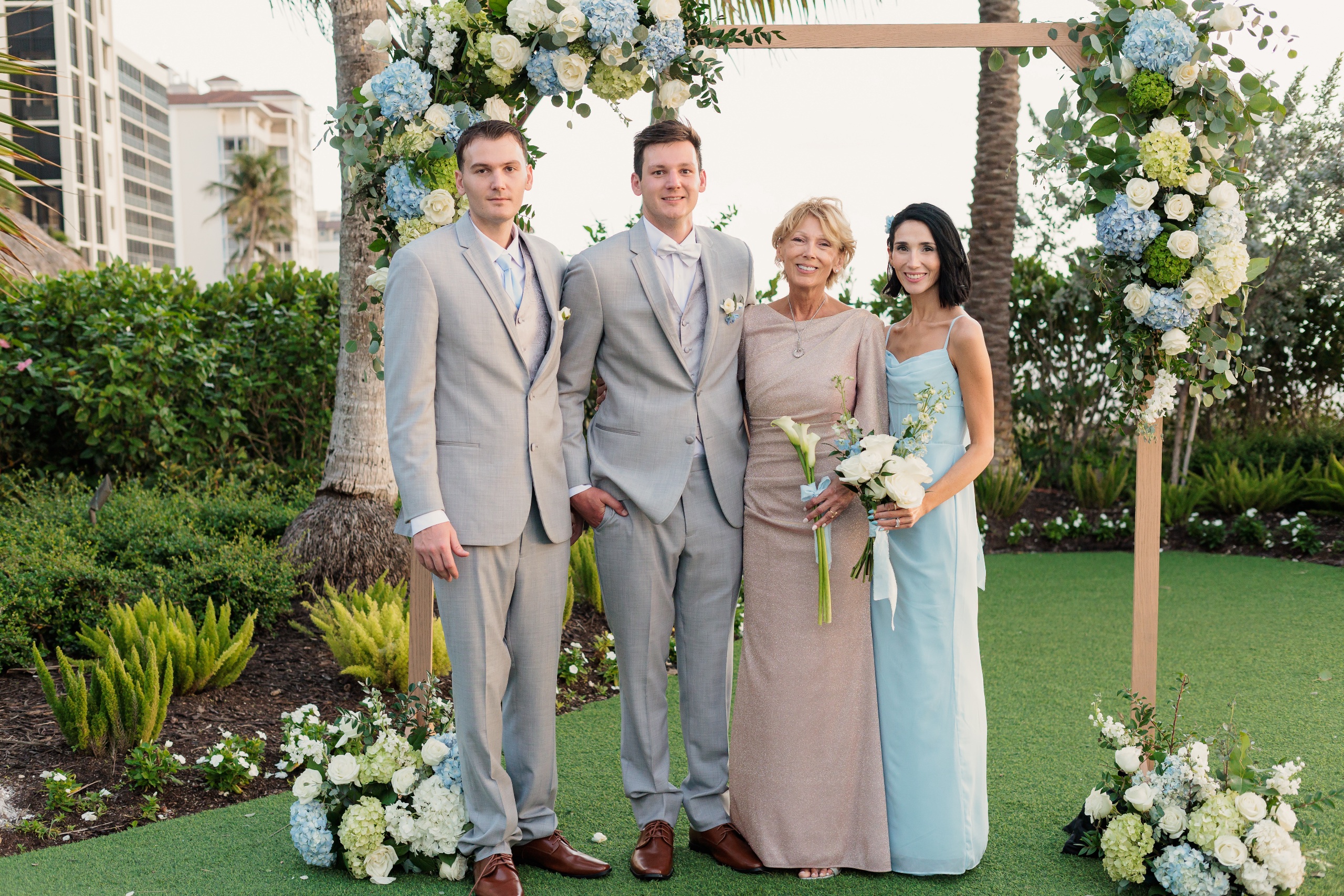 Arianna & Cole at LaPlaya Beach & Golf Resort — photograph 36