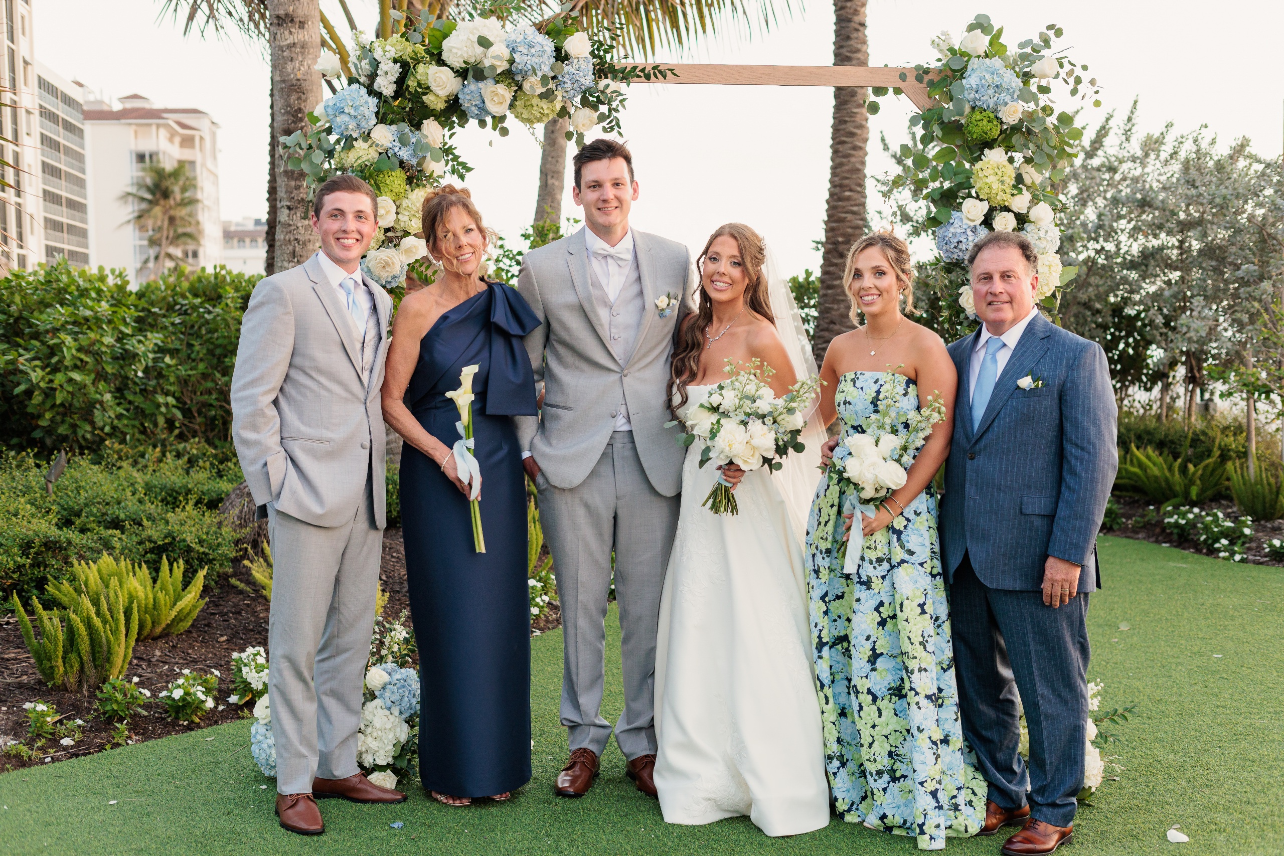 Arianna & Cole at LaPlaya Beach & Golf Resort — photograph 37