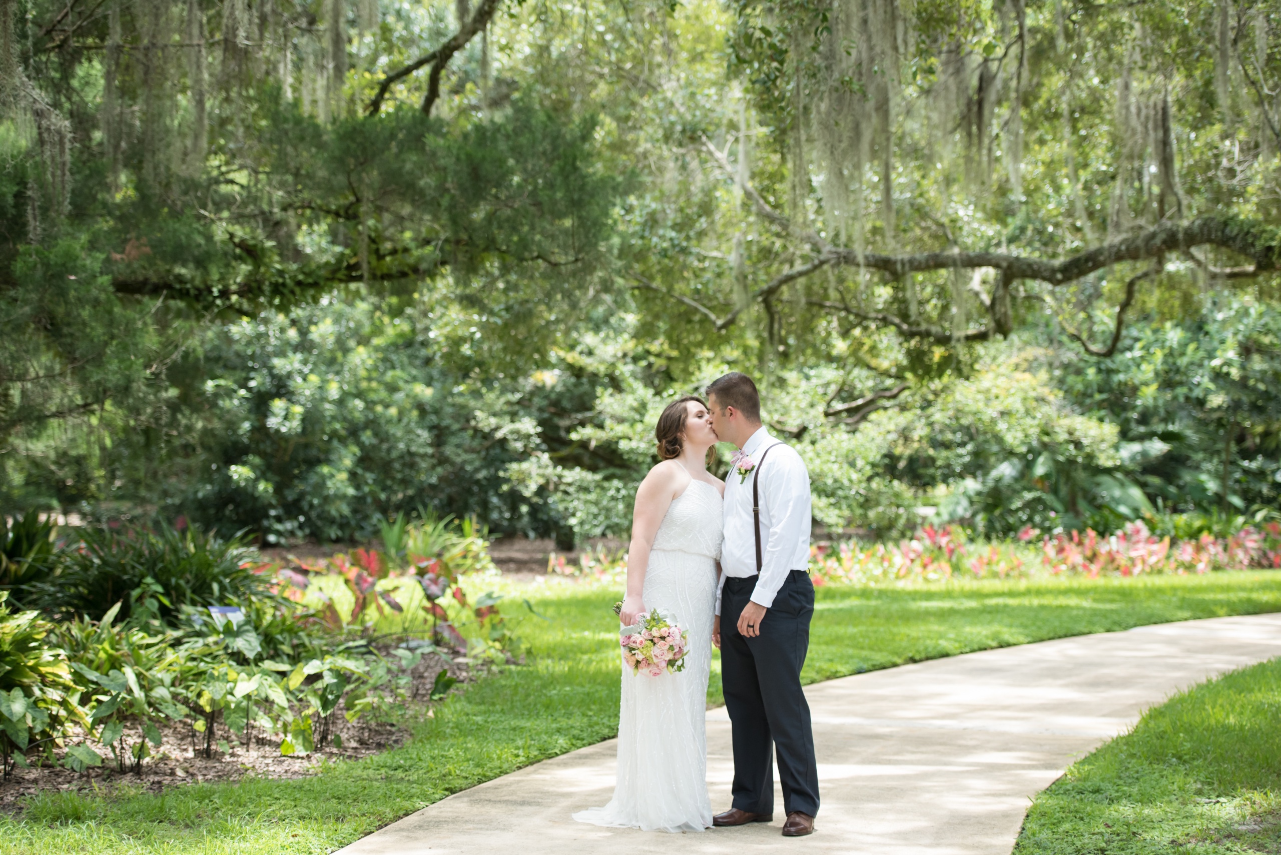 Elopement at Harry. P. Leu Gardens