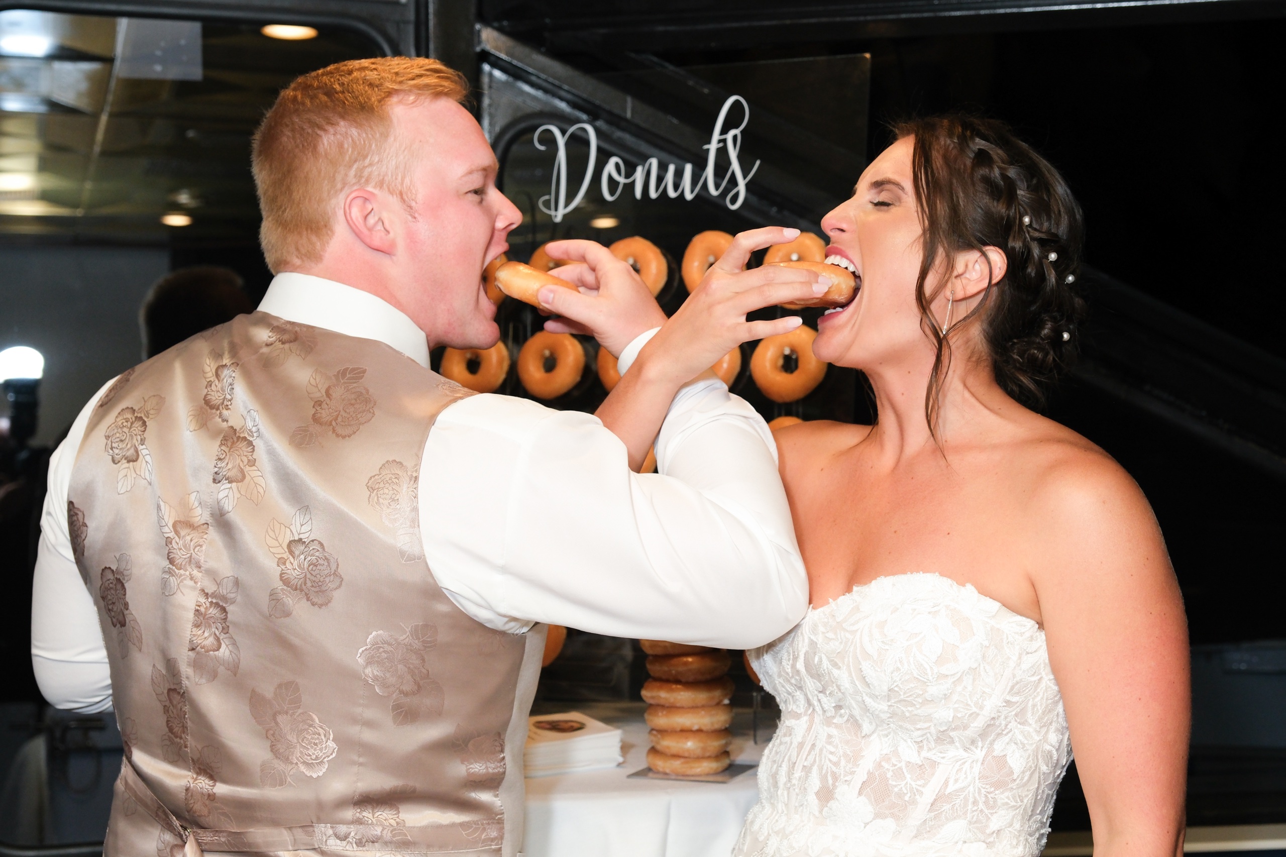 Nicolette & Addison at Yacht StarShip Cruises & Events — photograph 42