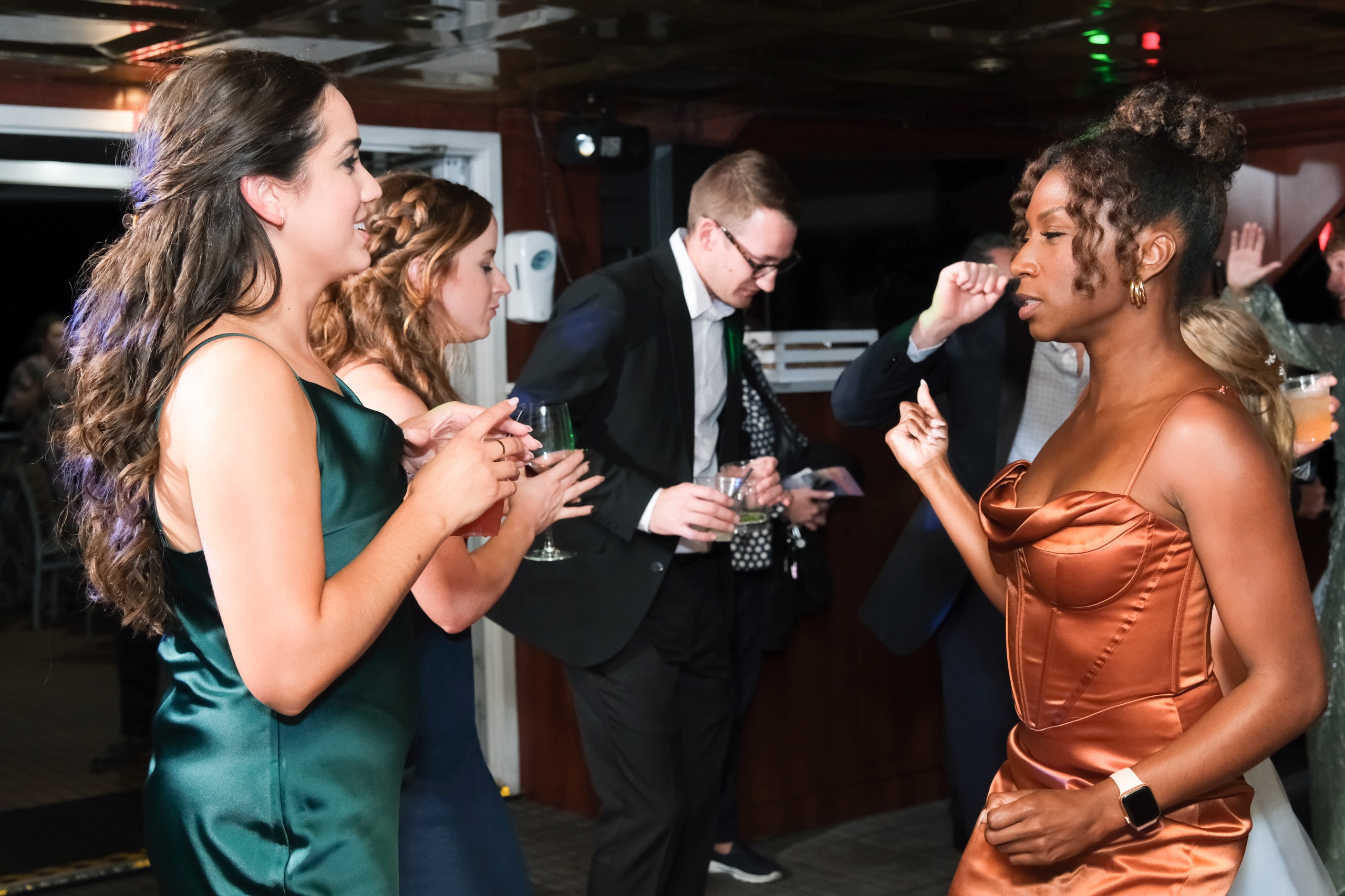 Nicolette & Addison at Yacht StarShip Cruises & Events — photograph 48
