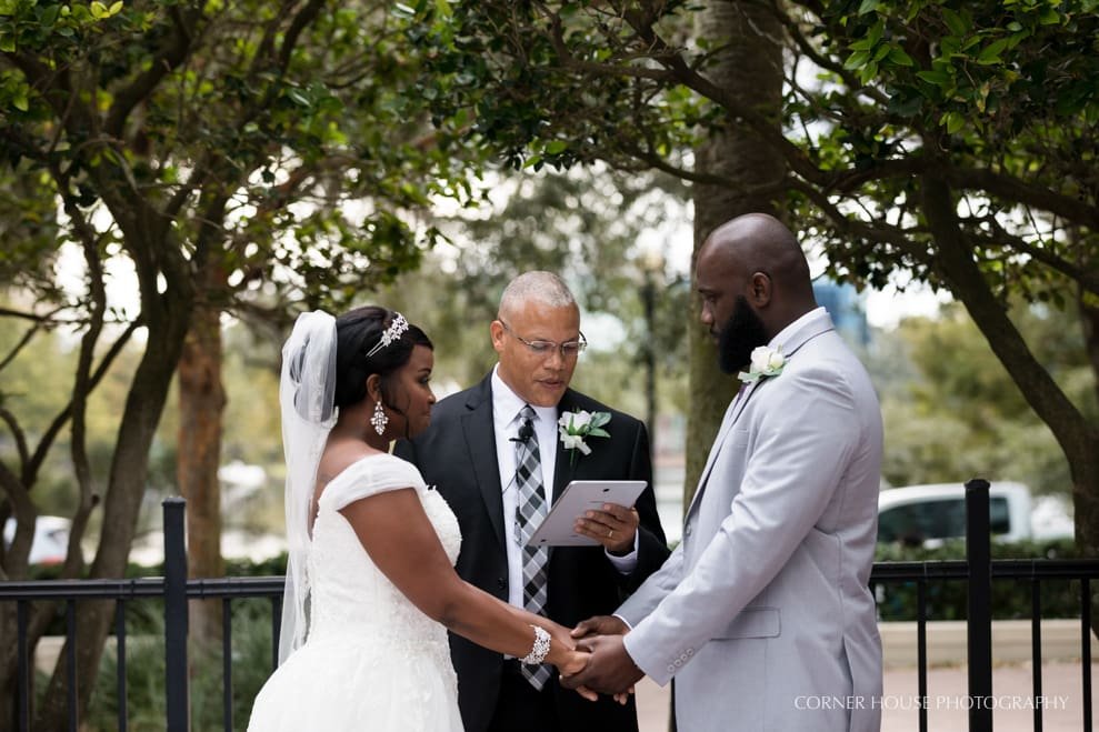 310 Lakeside Wedding