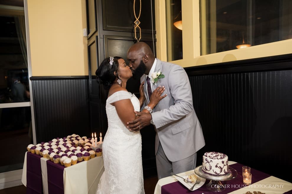 310 Lakeside Wedding