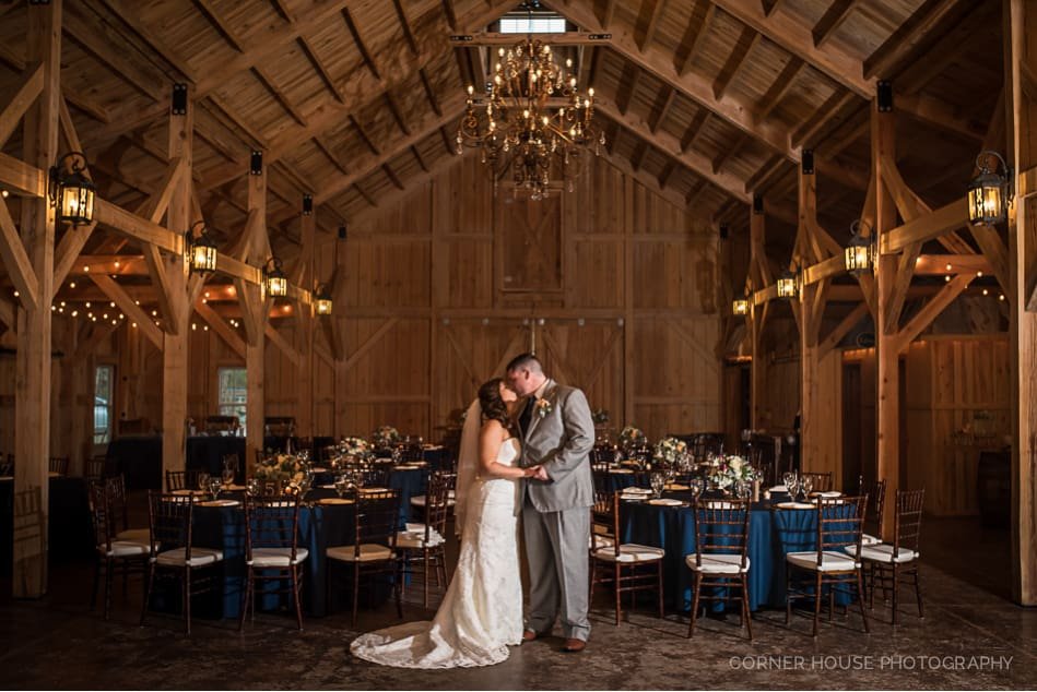 Jessica & Michael’s Rustic Bridle Oaks Barn Wedding