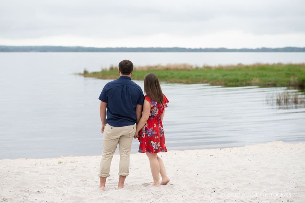 Alex & Vince’s Vibrant Outdoor Engagement
