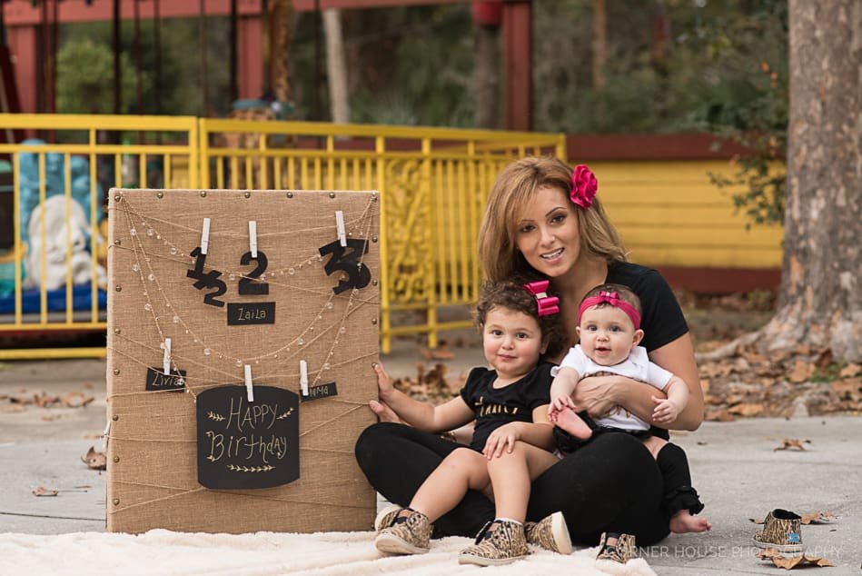 Livia & Laila’s Baby Portraits at the Zoo