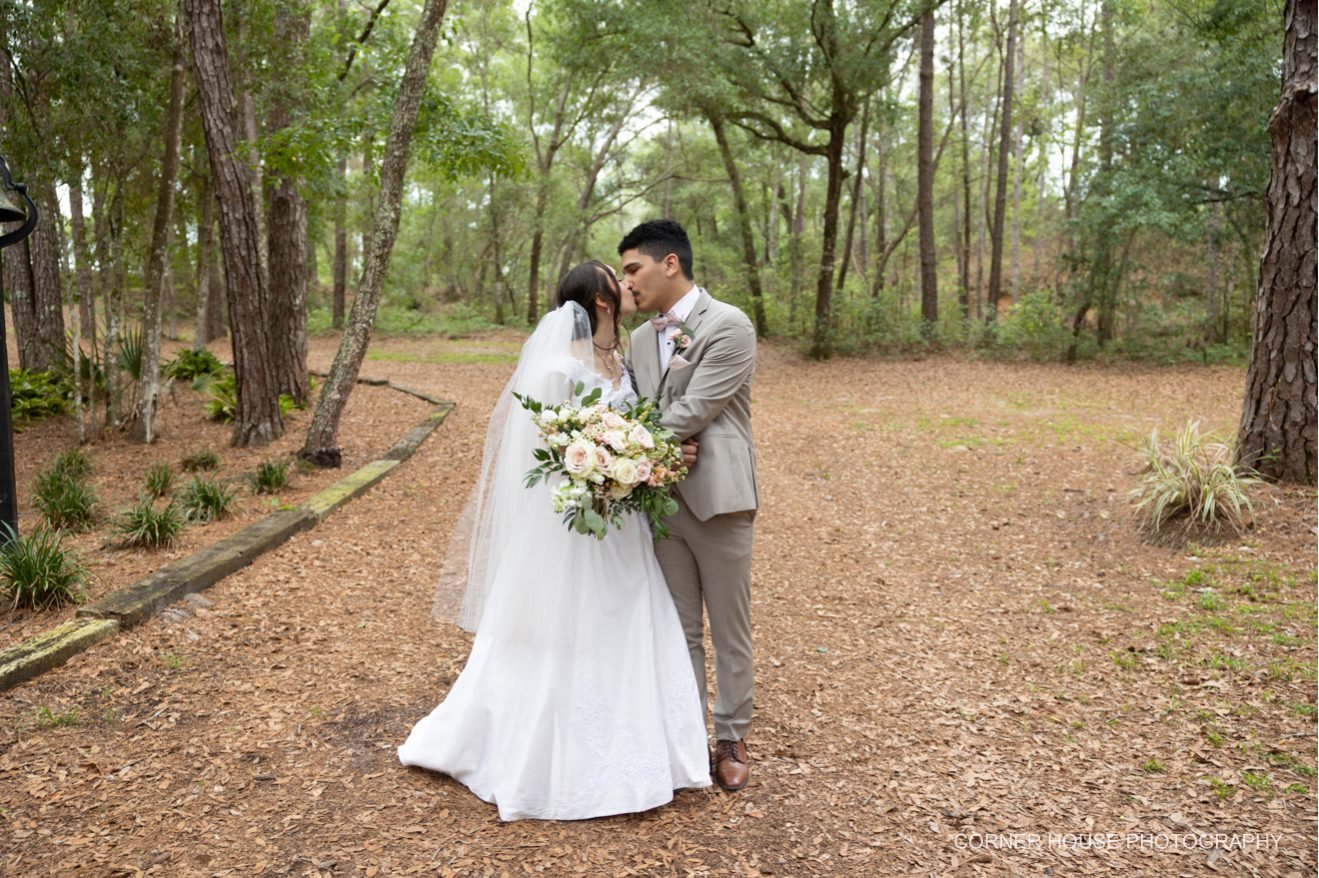 Emily & Esteban’s Chapel Valley Farm Wedding