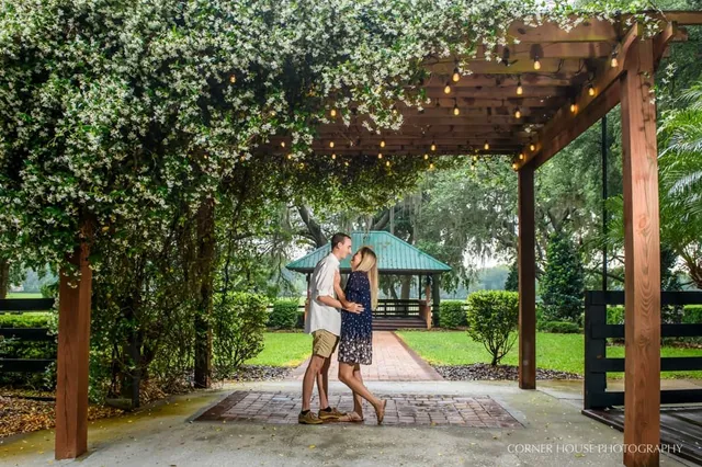 Christina & Andrew’s Club Lake Plantation Engagement