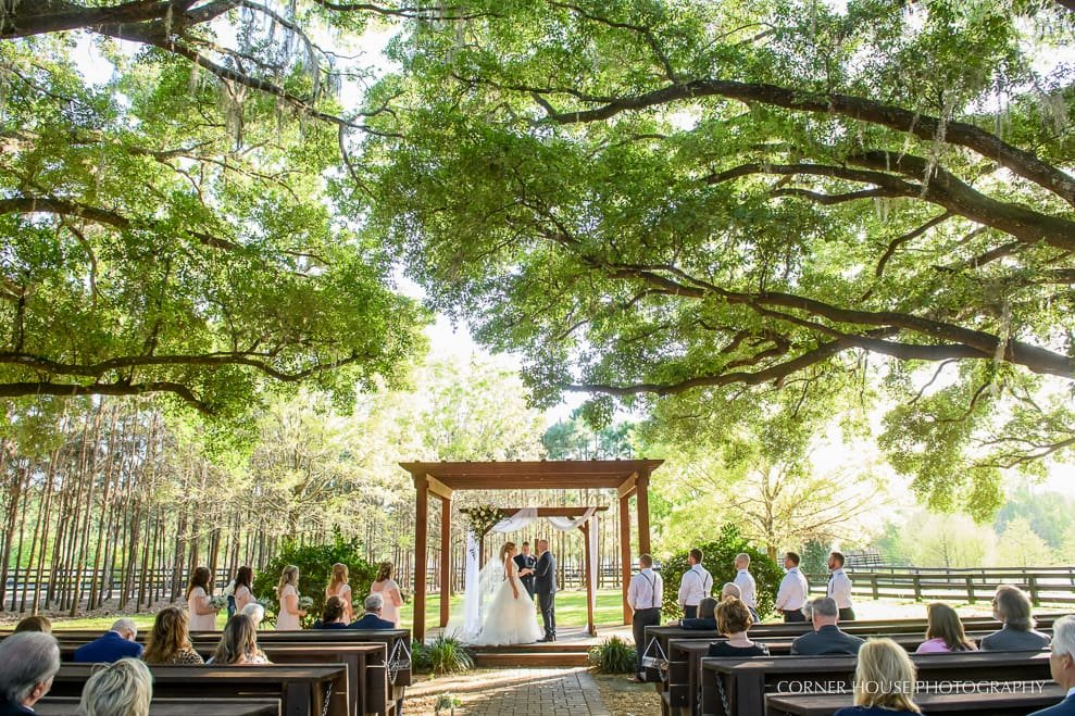 Club Lake Plantation Wedding