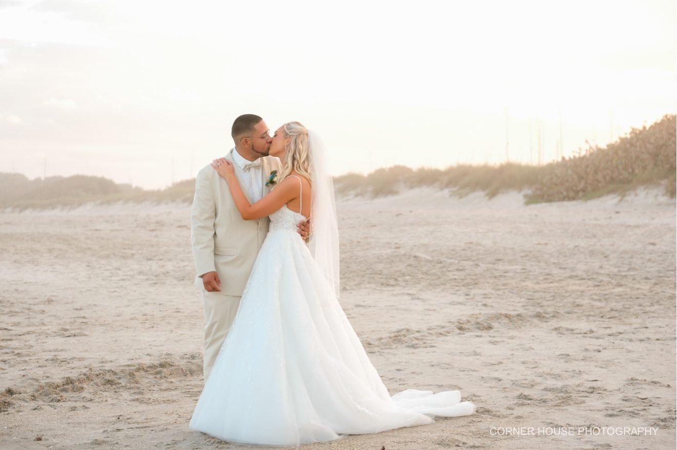 Ashley & George’s Crowne Plaza Melbourne Oceanfront Wedding