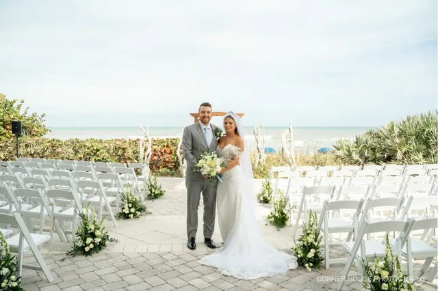 Bailey & Michael’s Crowne Plaza Melbourne Oceanfront Wedding