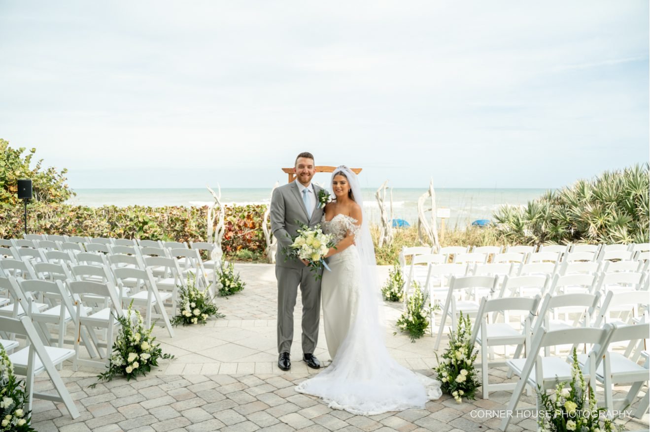 Bailey & Michael’s Crowne Plaza Melbourne Oceanfront Wedding