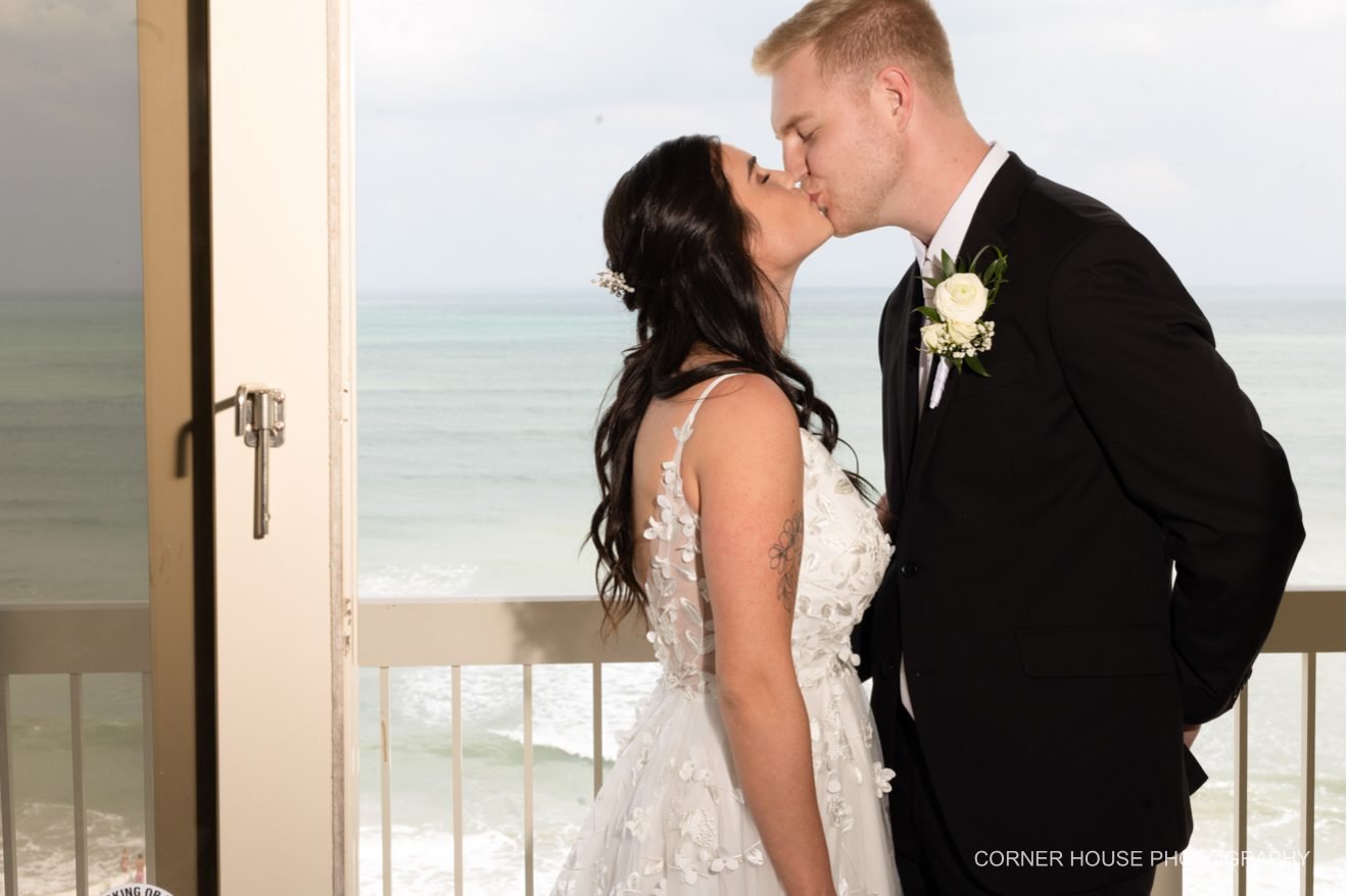 crowne plaza melbourne oceanfront wedding