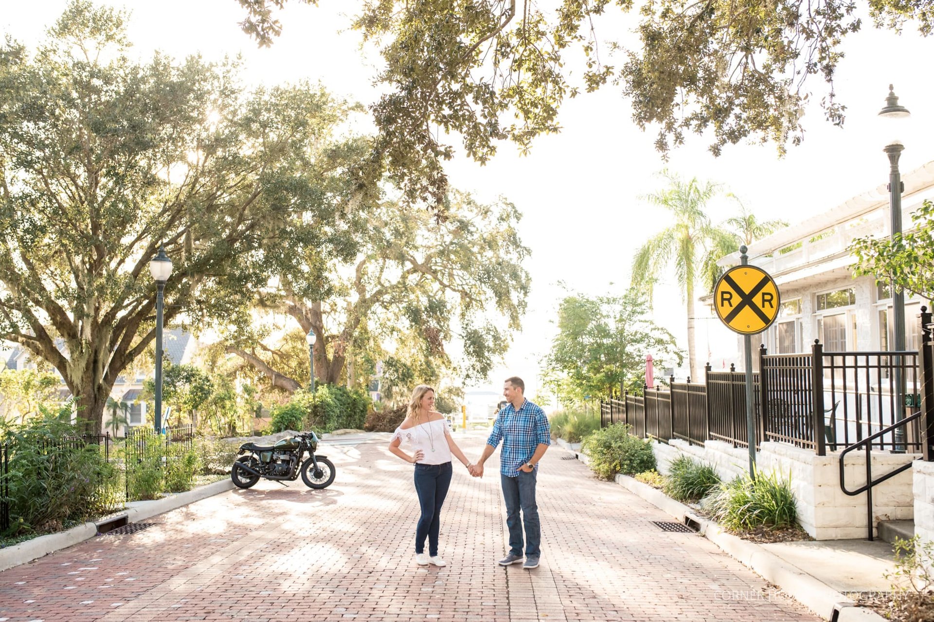 Downtown Mount Dora Engagement Downtown Mount Dora Engagement