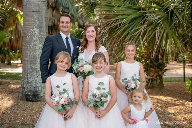 Allison & Kris’ Gizella Kopsick Wedding Elopement