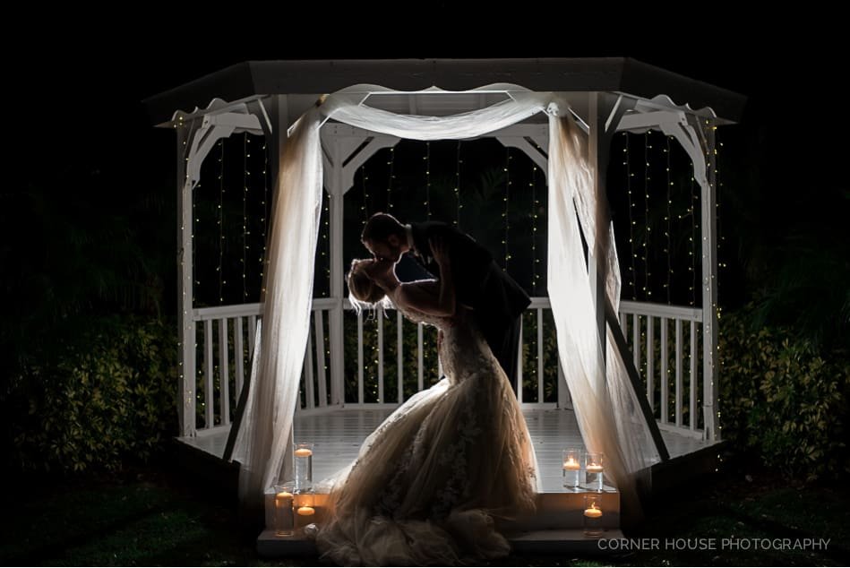 Kelly & Michael’s Champagne Gold Heathrow Country Club Wedding