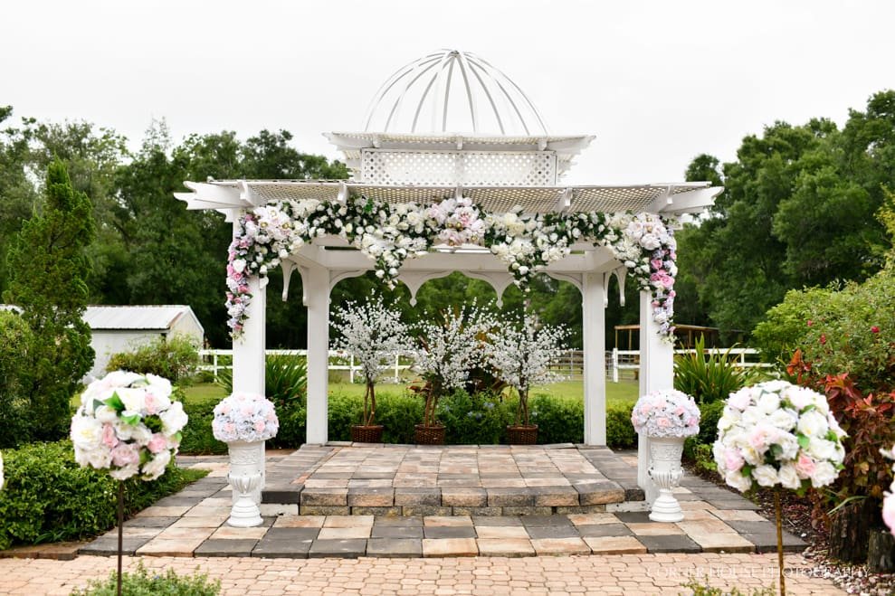 Hummingbird Gardens Wedding