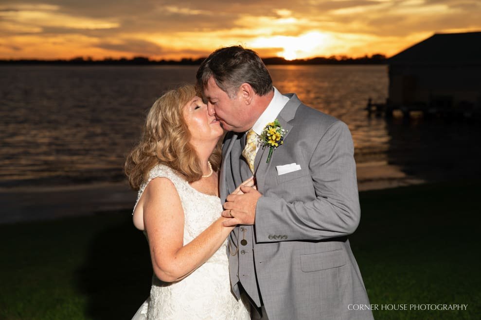 Lakeside Inn Wedding