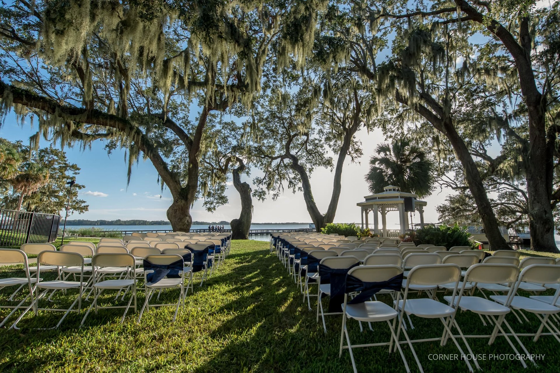 Lakeside Inn Wedding