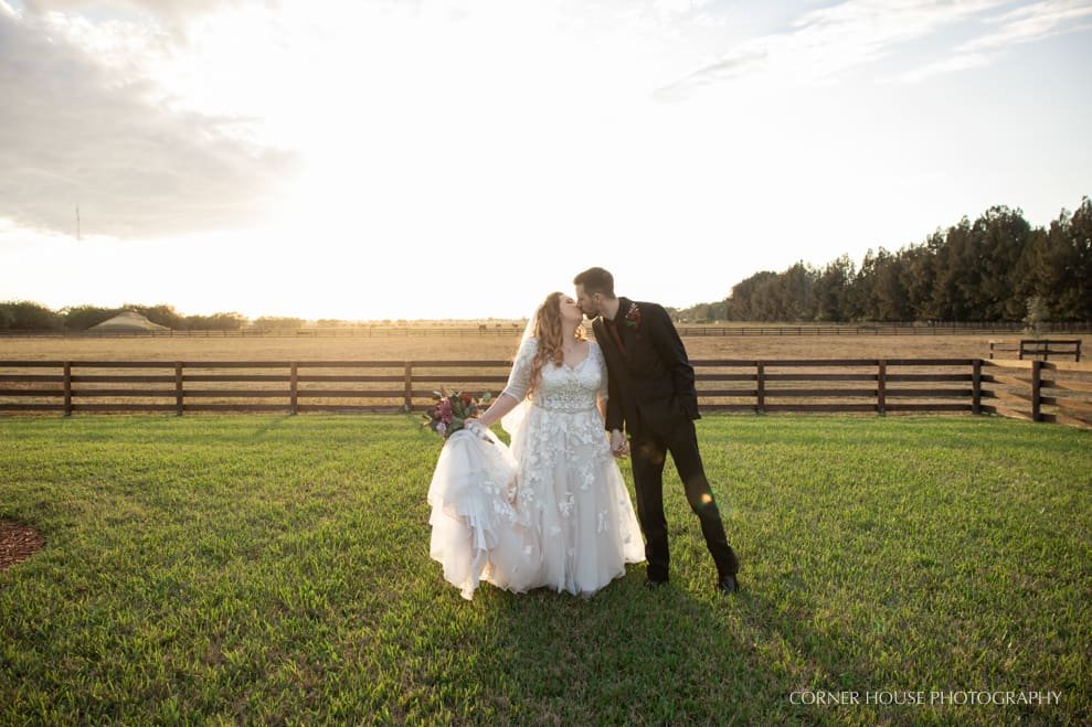 Master’s Stables Wedding Barn Wedding Master’s Stables Wedding Barn Wedding