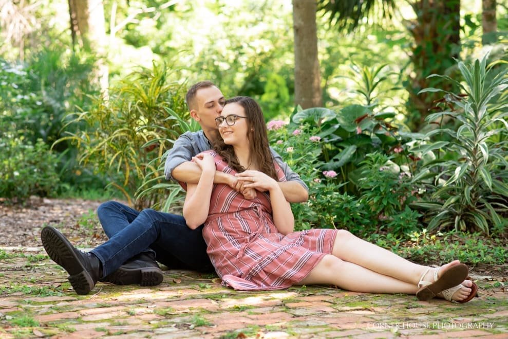 Lauren & James’ Mead Gardens Engagement