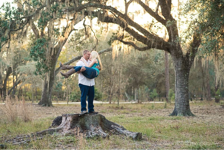 Emily and Billy’s Moss Park Engagement