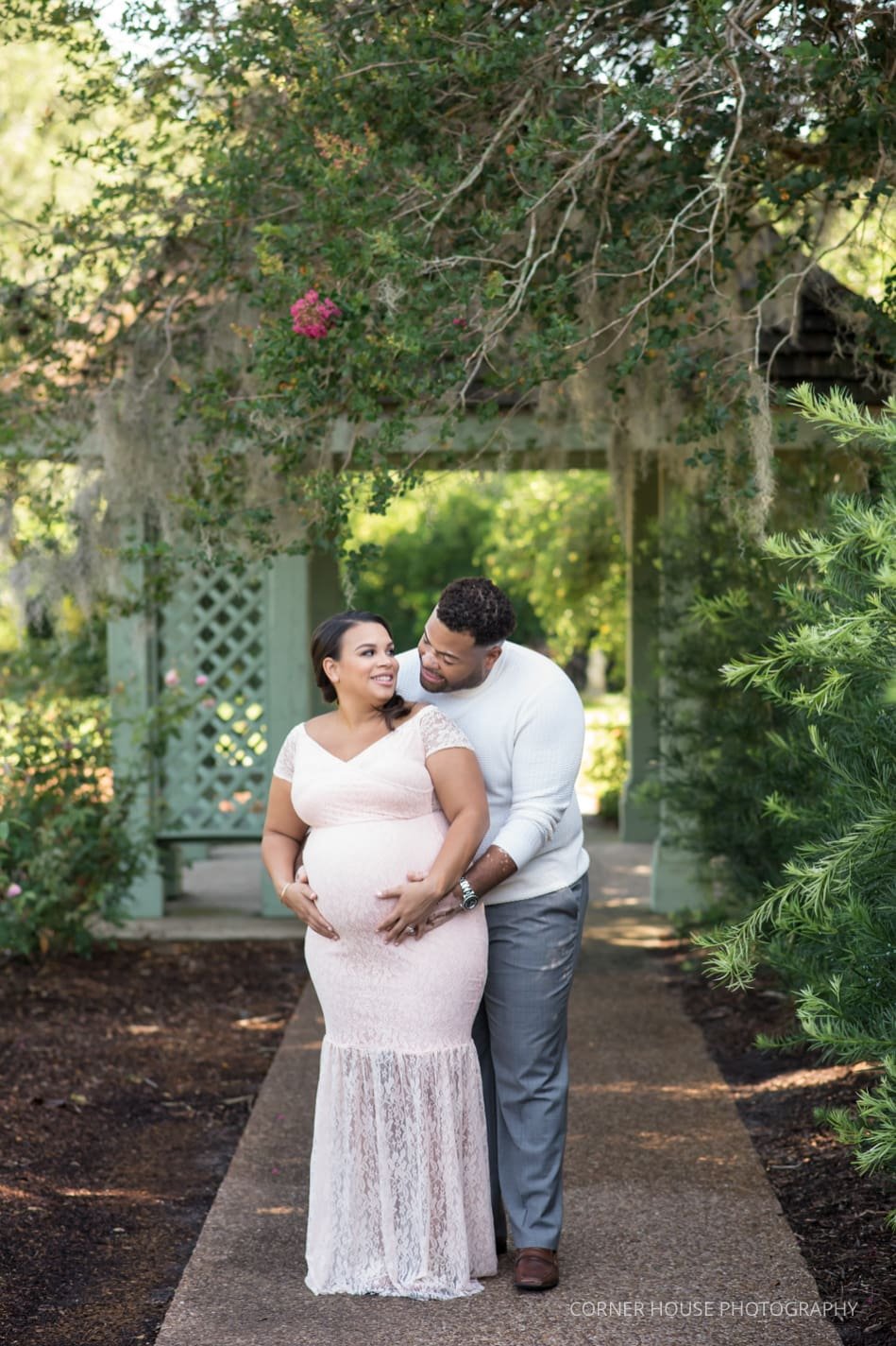 Leu Gardens Maternity Session Leu Gardens Maternity Session