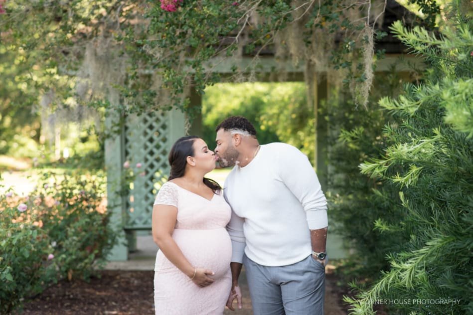 Leu Gardens Maternity Session Leu Gardens Maternity Session