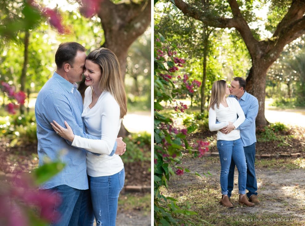 Outdoor Holiday Portraits Outdoor Holiday Portraits