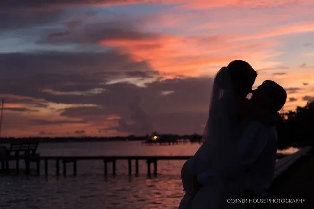 Victoria & Jason’s Palmetto Bed & Breakfast Wedding