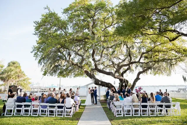 Kendall & Adam’s Palmetto Bed & Breakfast Wedding
