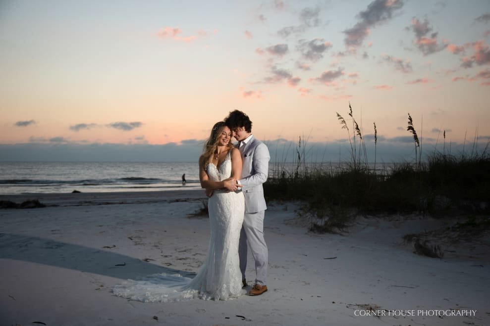 Elyse & Macalister’s Postcard Inn Wedding