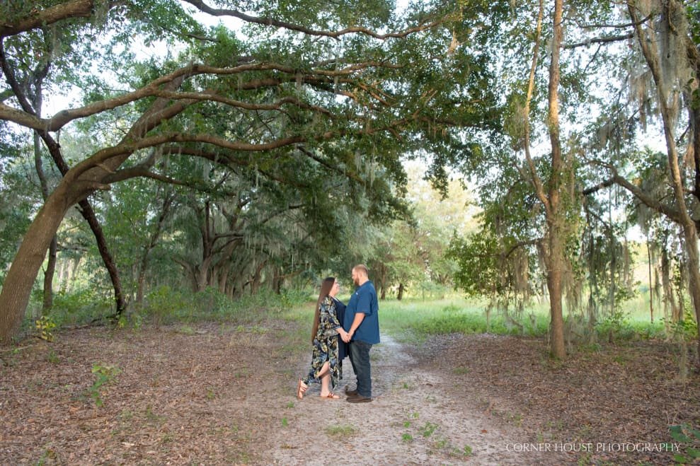 Julia & Zackary’s Rustic Florida Engagement