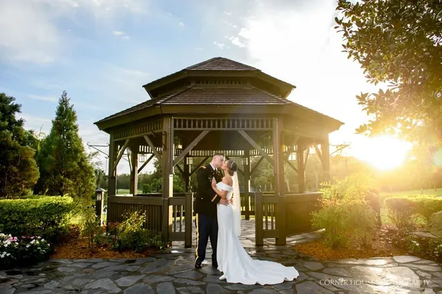 Molly & Connor’s Shades of Green Wedding