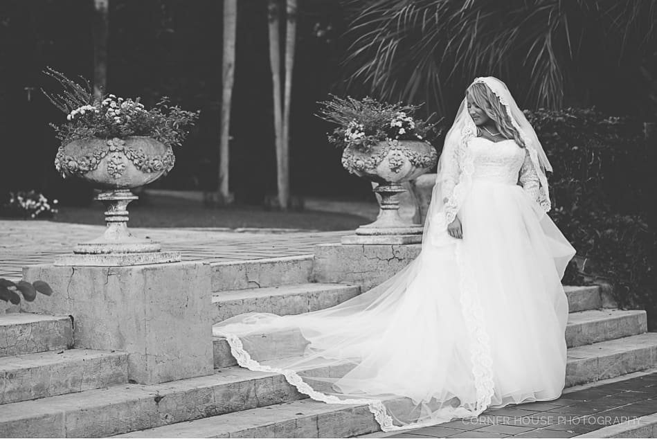 Sydonie Mansion Bridal Portraits Sydonie Mansion Bridal Portraits