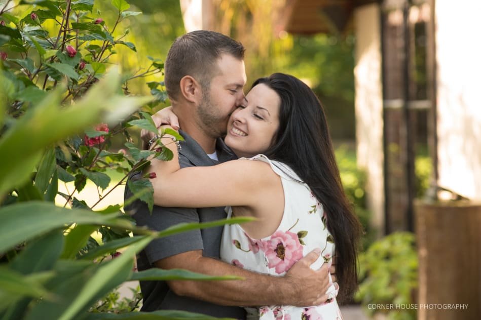 Elizabet & Randy’s Tropical Florida Engagement