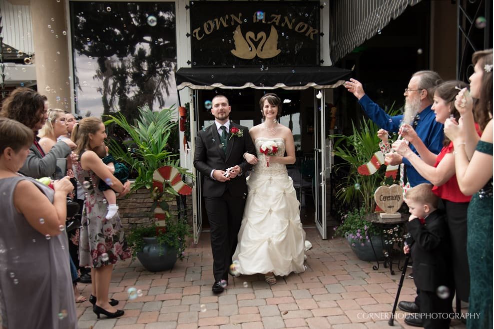 Samantha & Joshua’s Town Manor Bed and Breakfast Wedding