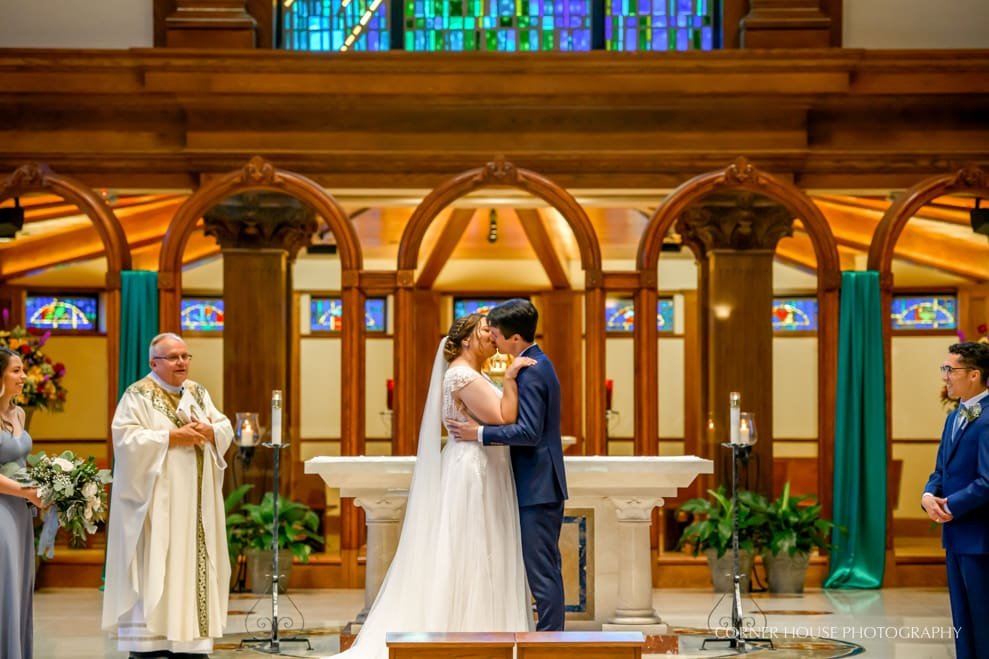 Mariya & Michael’s Women’s Club Wedding